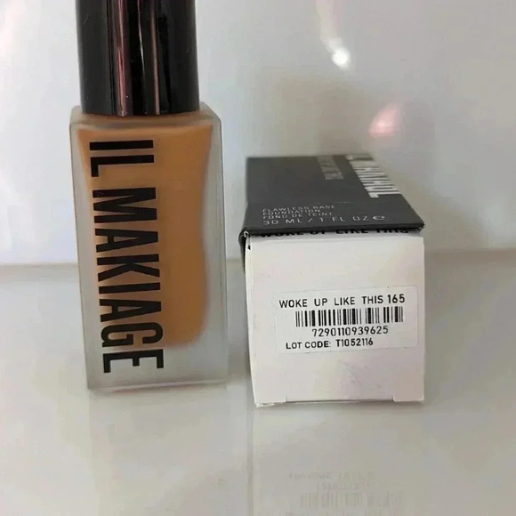 Il  Makiage #165 Foundation - Picture 2 of 3